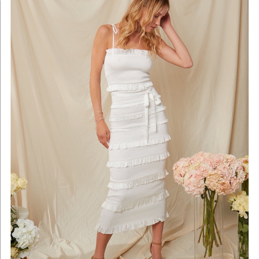 V chapman lily midi dress in white